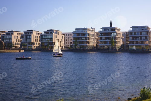 Preview: Buildings on the coast of a lake during daytime