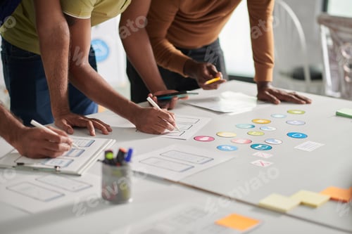 Preview: UX Desgner Wokring on New Service