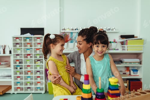 Preview: Creative kids