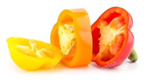 Preview: Bell pepper isolated on white background closeup
