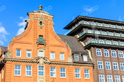 Preview: Historic buildings in Hamburg