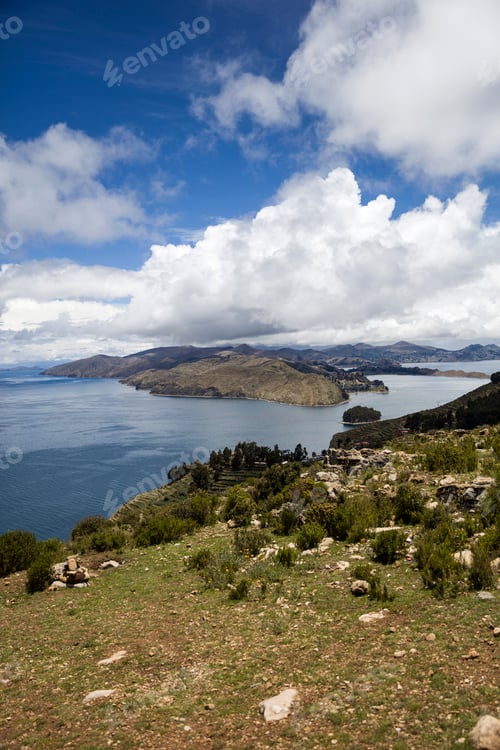 Preview: Isla del Sol on lake Titicaca in Bolivia