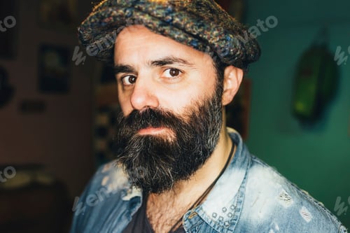 Preview: Portrait of mature man, indoors, serious expression