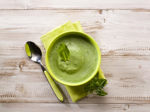 Preview: spinach soup, vegetarian food