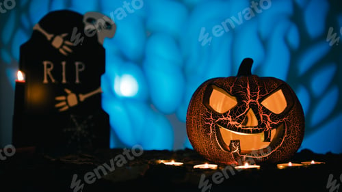 Preview: Smiling Cracked Jack O Lantern with Grave