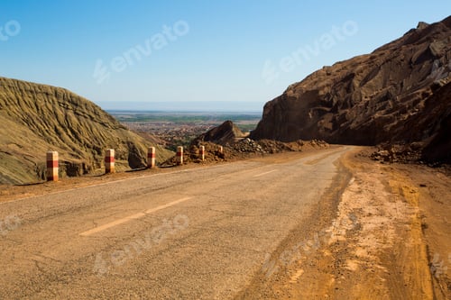 Preview: Mountain road