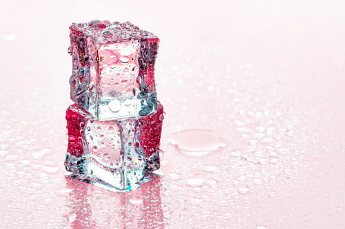 Preview: Ice cubes on pink background
