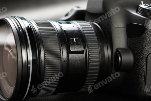 Preview: digital SLR camera