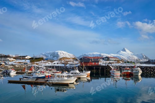 Preview: Fishing boats and yachts on pier in Norway