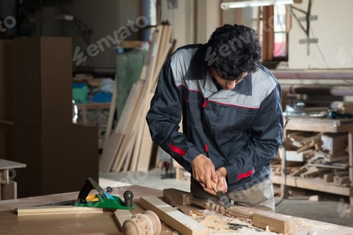 Preview: Carpenter at work