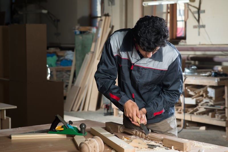 Capenter in 64 Robin Drive, Ipswich, Suffolk, England IP2 0TF