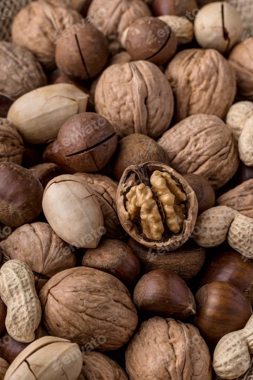 Preview: Assorted nuts in a shell close-up