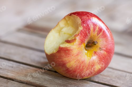 Preview: Apples
