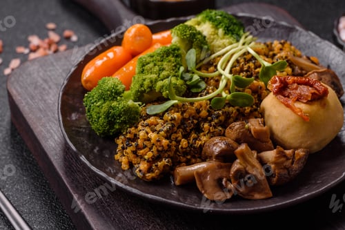 Preview: Food bowl with tofu, quinoa, broccoli and carrots, microgreens