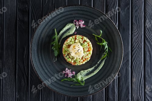 Preview: Salmon tartar with pickled ginger and avocado