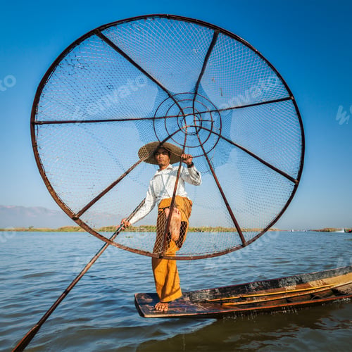 Preview: Burmese fisherman at Inle lake, Myanmar