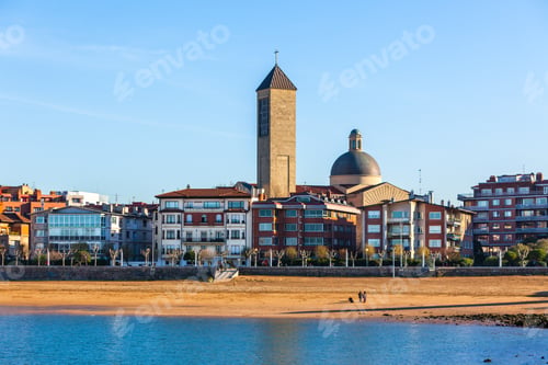 Preview: Las arenas of Getxo seafront and church