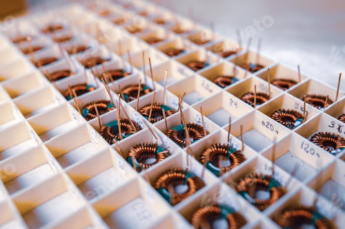 Preview: Many twisted copper coils lie