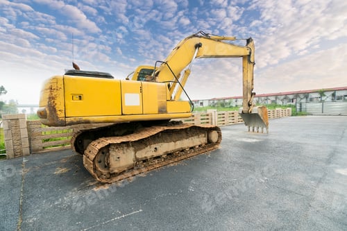 Preview: Heavy Earth Mover With Blue Sky In The Background