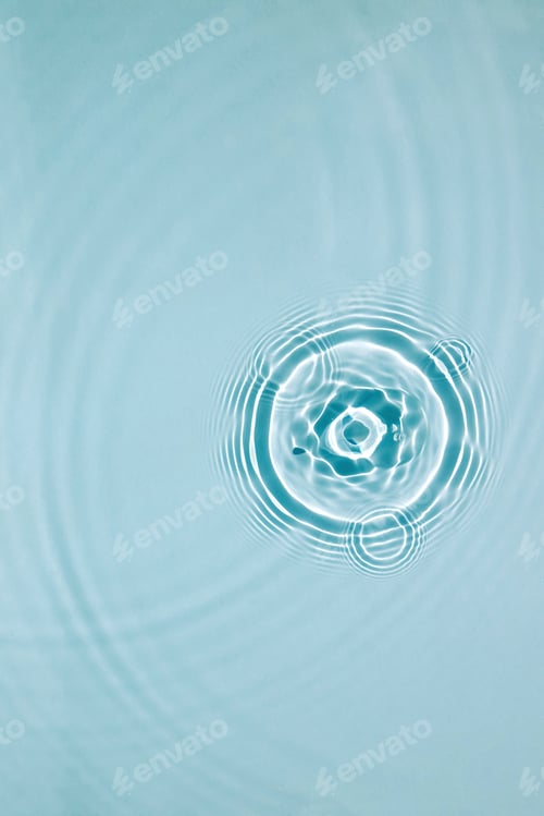 Preview: Transparent blue transparent water texture with splashes and ripples