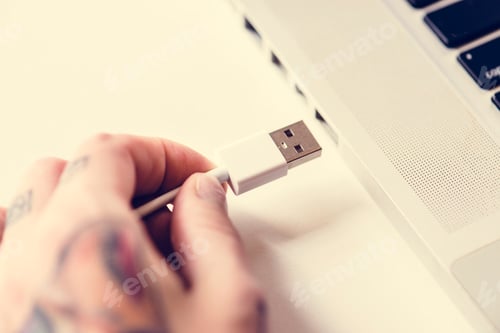 Preview: USB cable