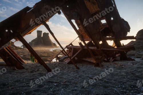 Preview: Ship Wreck at the beach