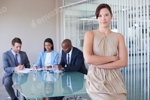 Preview: Successful and self-assured