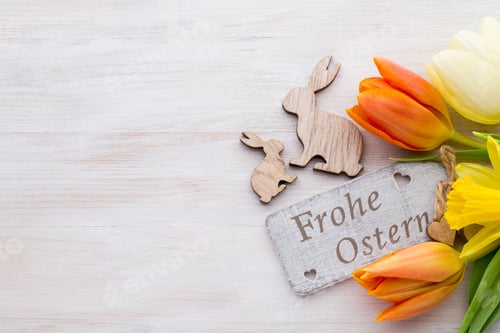 Preview: Easter and spring decoration, flowers and eggs.