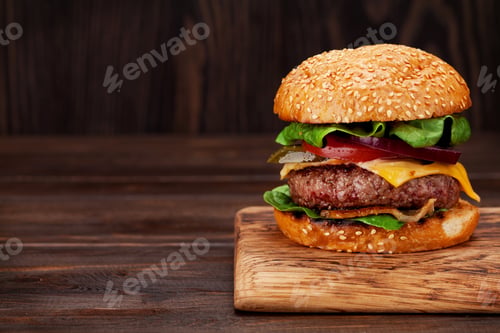 Preview: Tasty grilled home made burger