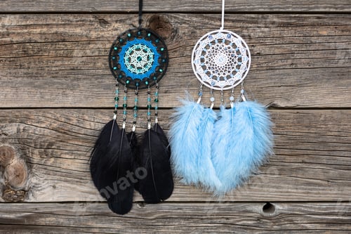 Preview: Handmade dream catcher with feathers threads and beads rope hanging