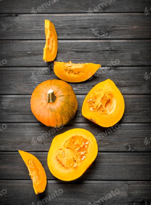 Preview: Sliced fresh pumpkin.