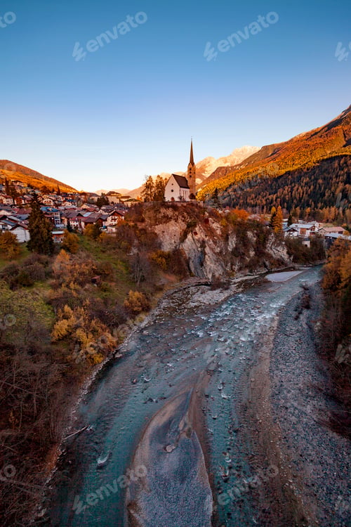 Preview: Scenic view, Scuol, Engadin, Switzerland