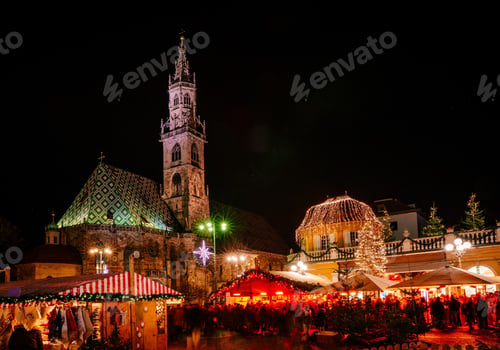Preview: Christmas Market, Vipiteno, Bolzano, Trentino Alto Adige, Italy