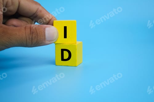 Preview: yellow cube with the letter ID or identification