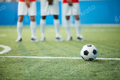 Preview: Ball on grass
