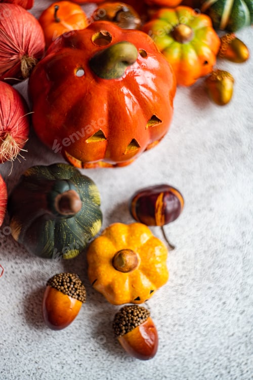 Preview: Autumnal frame on concrete background