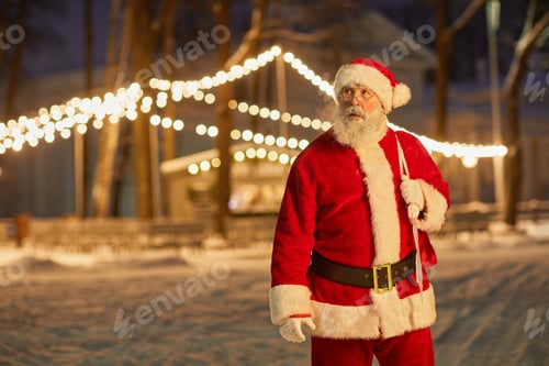 Preview: Traditional Santa Claus in Night Street