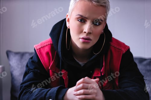 Preview: Beautiful young woman