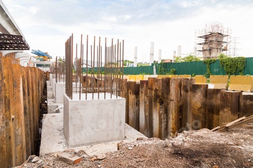 Preview: Foundation pillar being constructed at construction site
