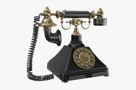 Visualização: Telefone rotativo vintage com detalhes em latão