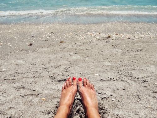 Preview: Sandy feet with grain