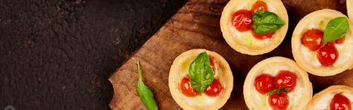 Preview: Banner of Mini tarts with cherry tomatoes