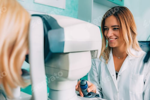 Preview: Ophthalmology. Auto refractometer