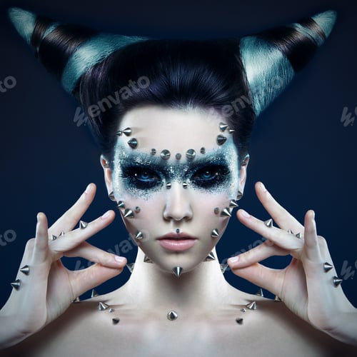 Preview: Demon girl with spikes on the face and body