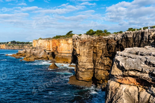 Preview: View of Boca do Inferno a rock formation in the coast of Cascais