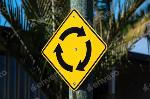 Preview: Roundabout ahead sign