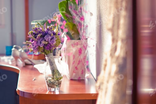 Preview: Perfect bridal bouquet for colorful wedding day with natural flowers.