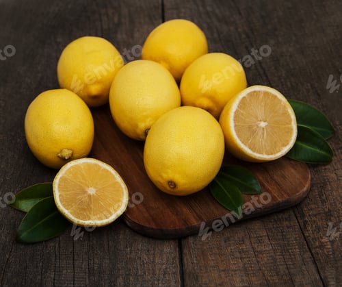 Preview: Fresh ripe lemons