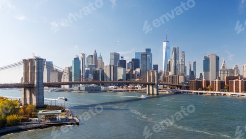 Preview: Iconic view of Brooklyn Bridge with Manhattan skyscrapers