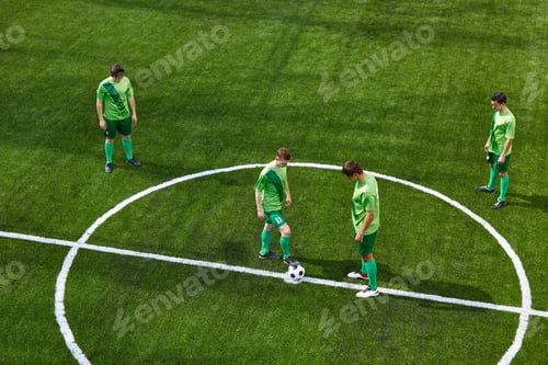 Preview: Thq Legs Of Soccer Football Player